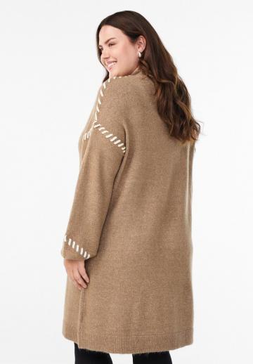 Вязаное платье