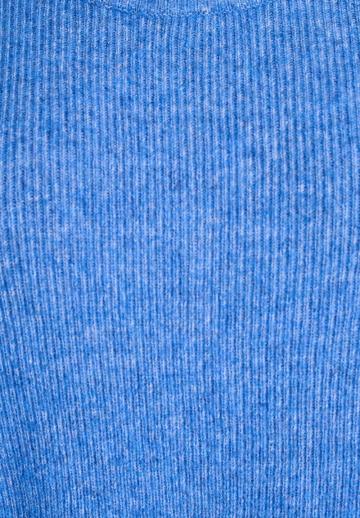 Длинный пуловер