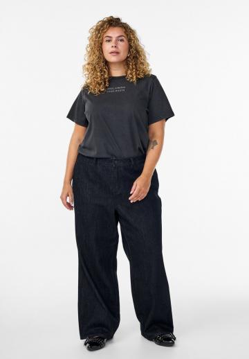 Клешеные джинсы