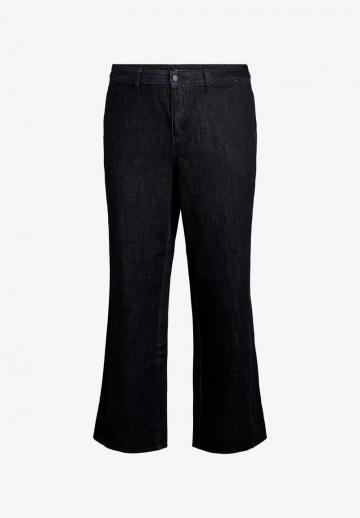 Клешеные джинсы