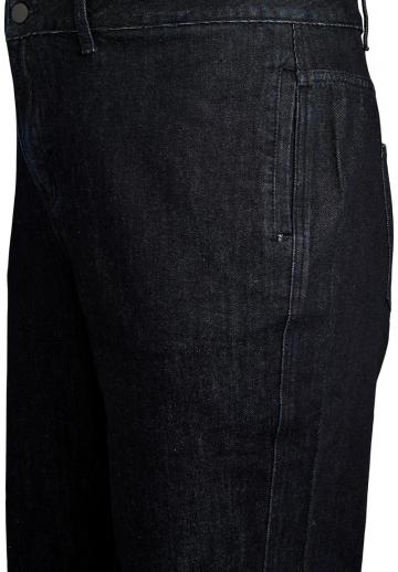 Клешеные джинсы