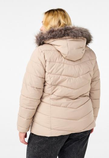 Зимняя куртка