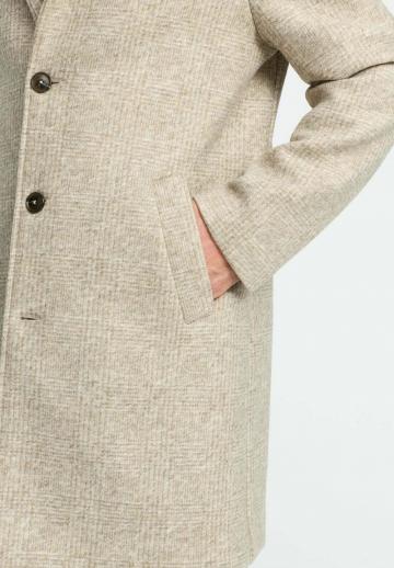 Шерстяное пальто