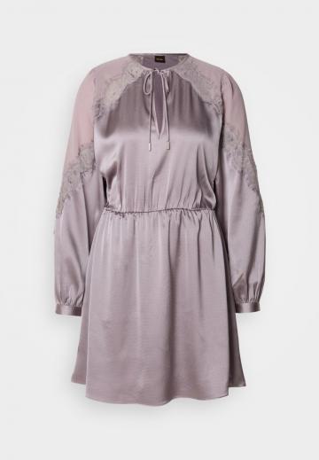 Коктейльное платье