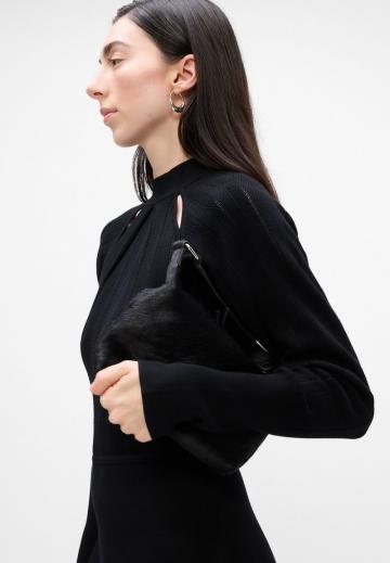 Вязаное платье