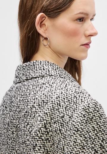 Короткое пальто