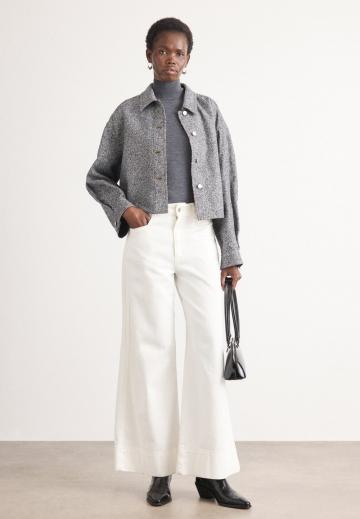 Короткая куртка