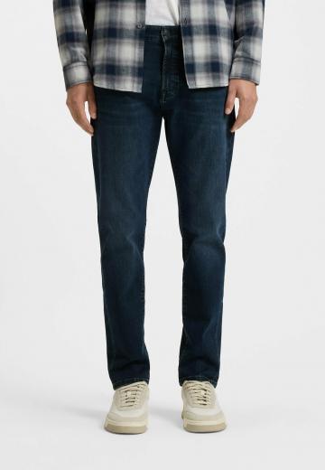 Узкие джинсы