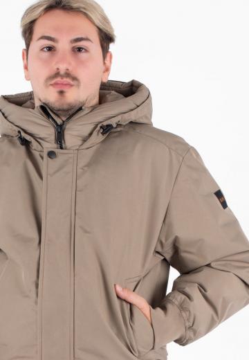 Зимняя куртка