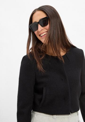 Короткая куртка