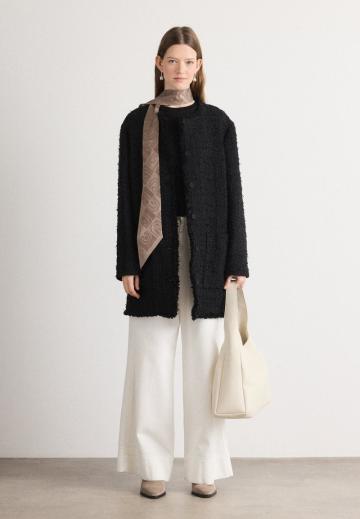 Короткое пальто