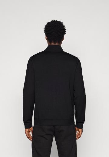 Спортивная кофта