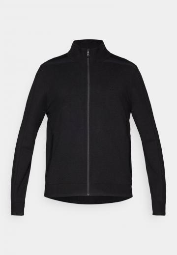 Спортивная кофта