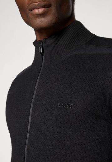 Спортивная кофта