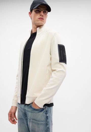 Вязаная кофта