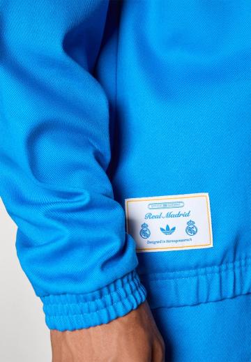 Спортивная кофта