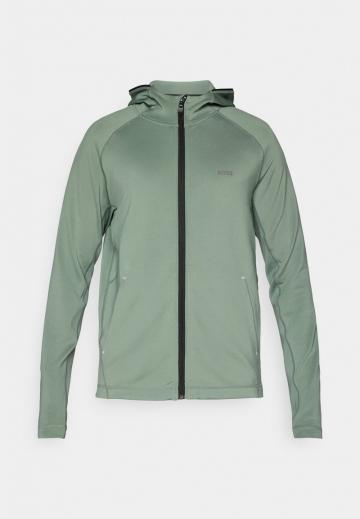 Спортивная куртка