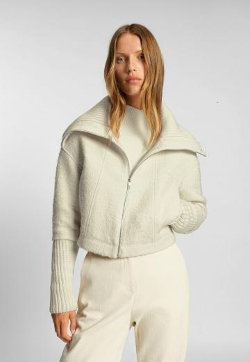 Вязаная кофта