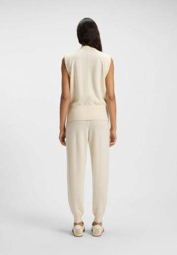 Пуловер без рукавов