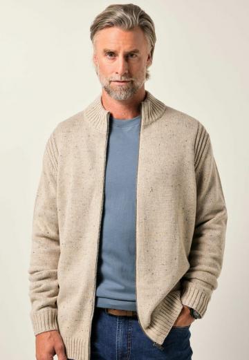 Вязаная кофта