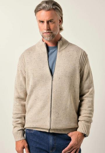 Вязаная кофта