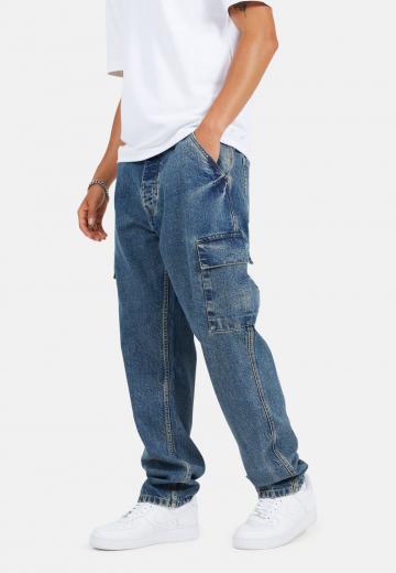 Прямые джинсы