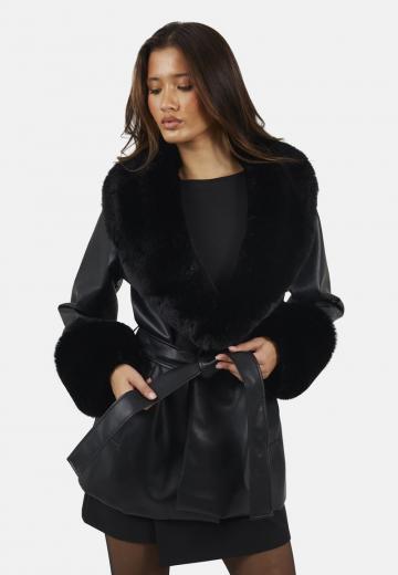 Кожаная куртка