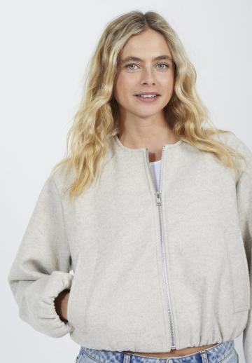 Короткая куртка