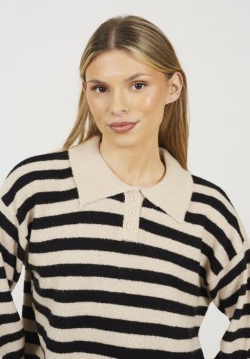 Пуловер с воротником поло