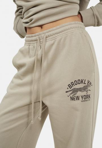 Спортивные штаны