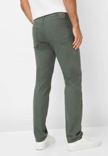 Узкие джинсы