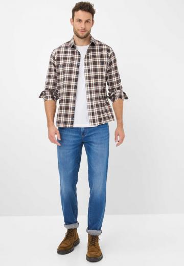 Узкие джинсы