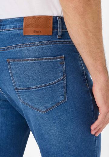 Узкие джинсы