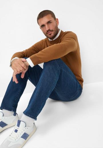 Прямые джинсы