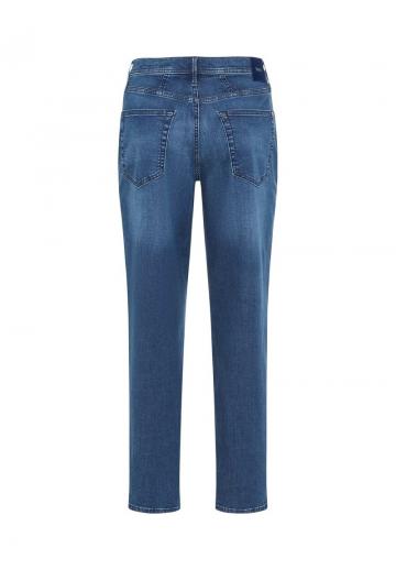 Короткие джинсы