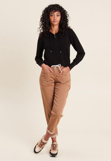 Пуловер с капюшоном