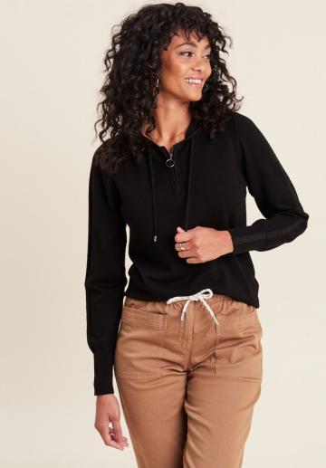 Пуловер с капюшоном