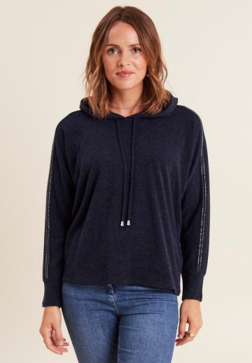 Пуловер с капюшоном