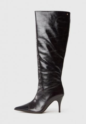 Высокие сапоги