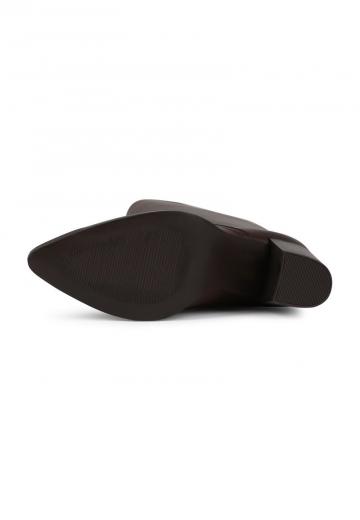 Высокие сапоги