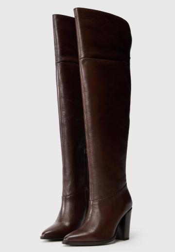 Высокие сапоги