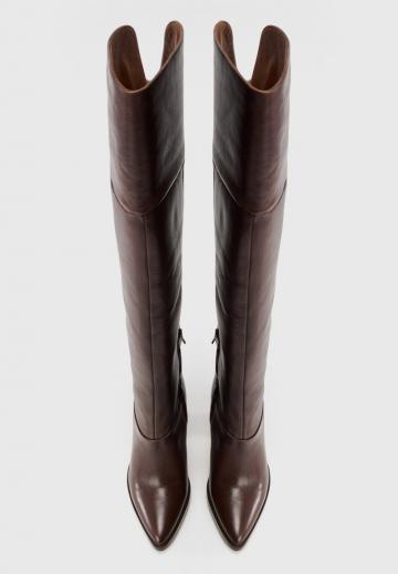 Высокие сапоги