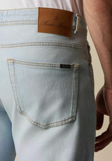 Прямые джинсы