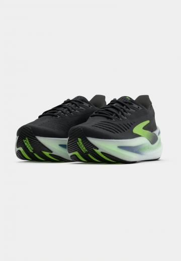 Беговые кроссовки