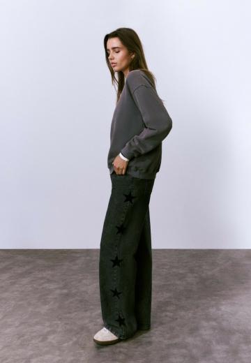 Прямые джинсы