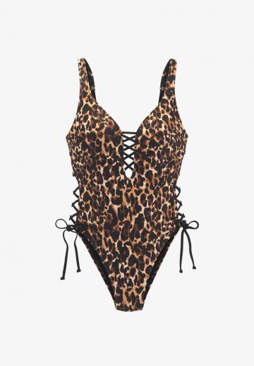 Слитный купальник