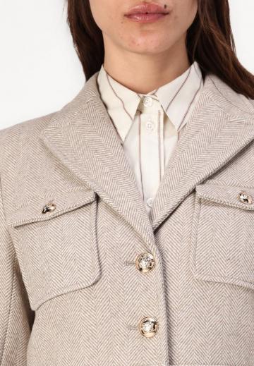 Блейзер с накладными карманами