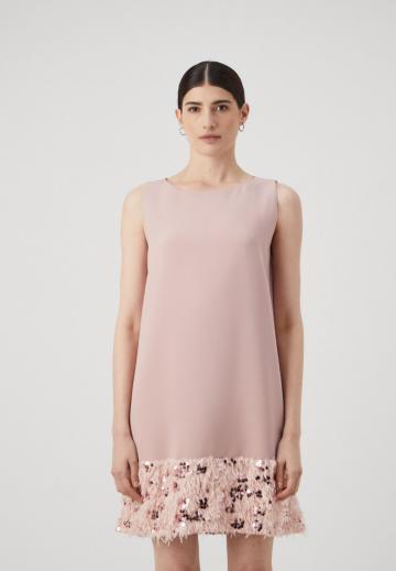 Коктейльное платье