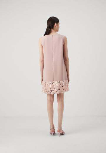 Коктейльное платье