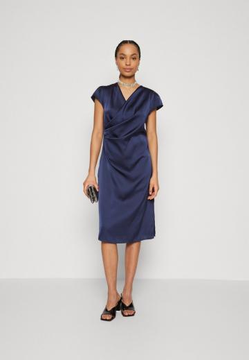 Коктейльное платье